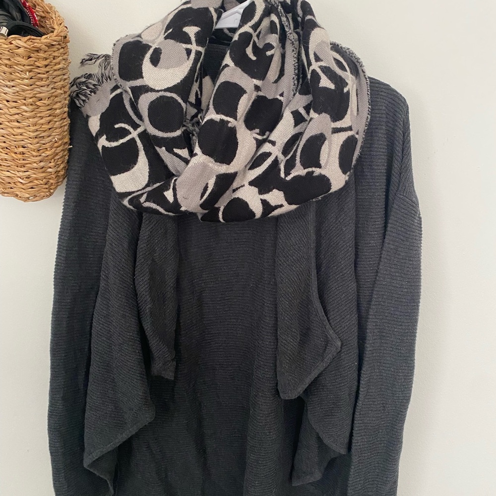 Coach Scarf with Express Cardigan. - Picture 2 of 3